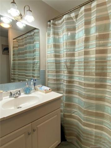 212 Saybrook Road Haddam CT 06441