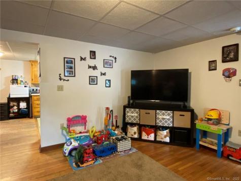 212 Saybrook Road Haddam CT 06441