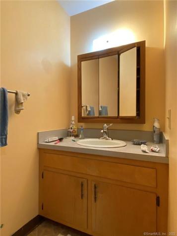 212 Saybrook Road Haddam CT 06441