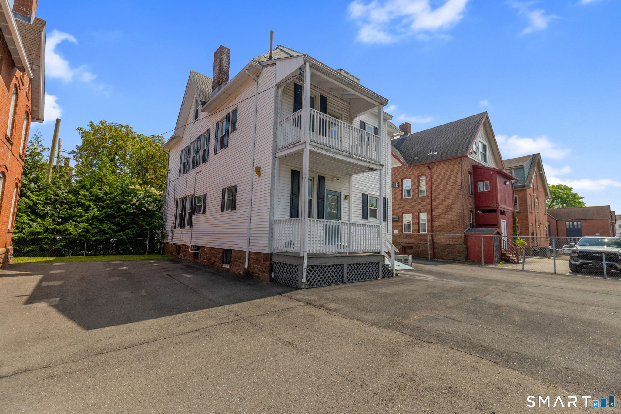 107 Oak Street Hartford CT 06106