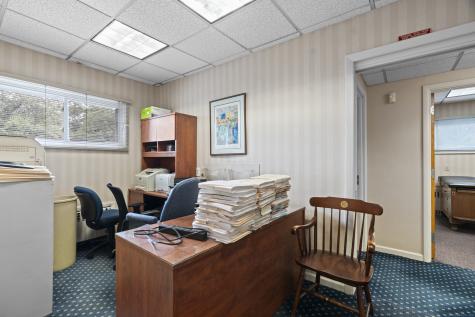 1481 Chapel Street New Haven CT 06511