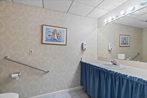 1481 Chapel Street New Haven CT 06511