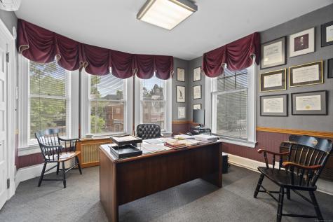 1481 Chapel Street New Haven CT 06511