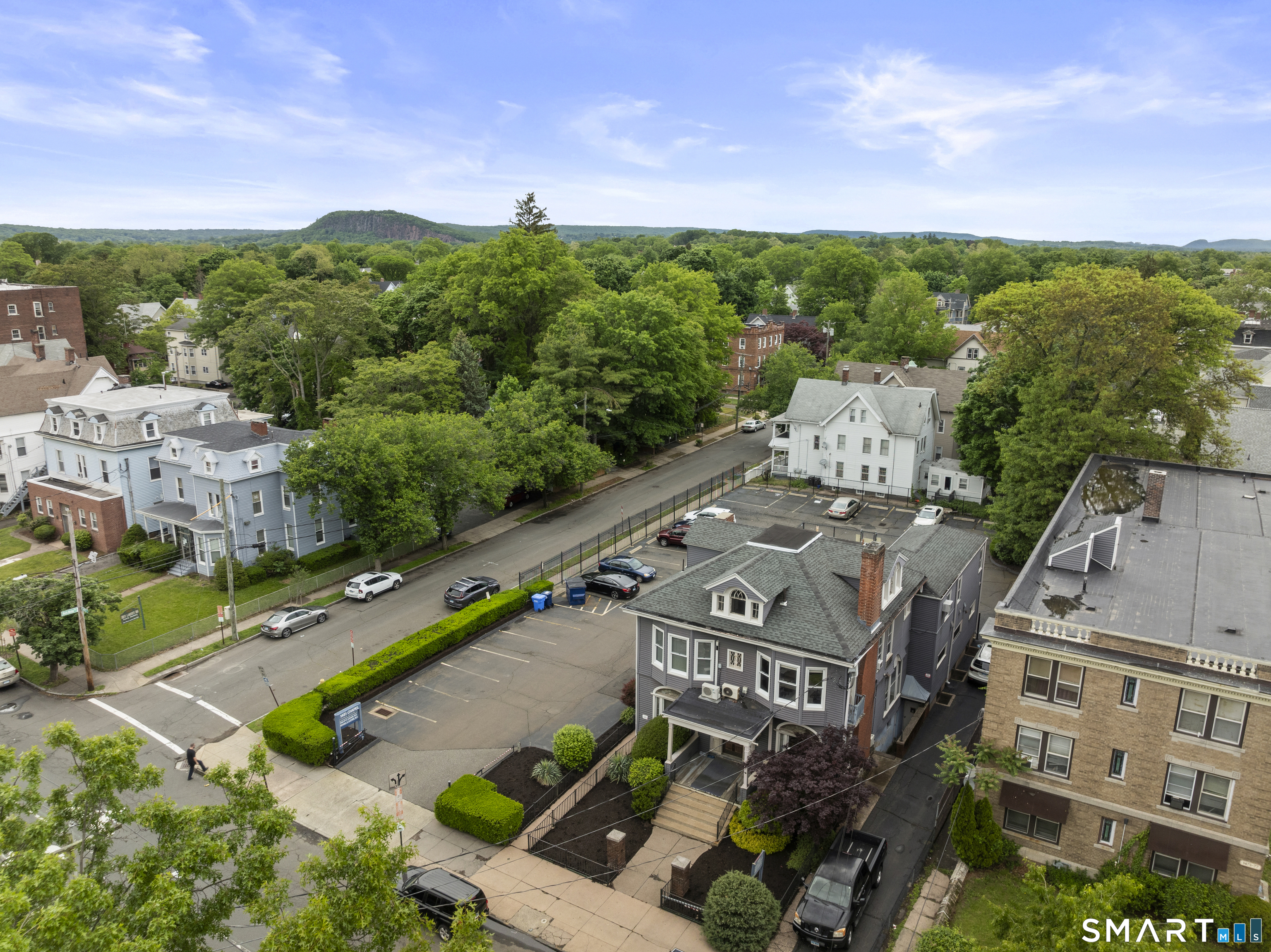 1481 Chapel Street New Haven CT 06511