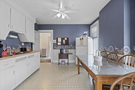 1481 Chapel Street New Haven CT 06511