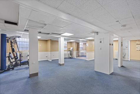 1481 Chapel Street New Haven CT 06511