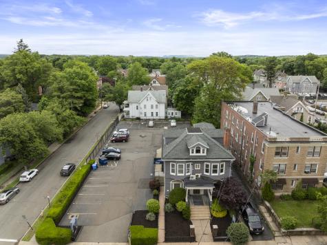1481 Chapel Street New Haven CT 06511
