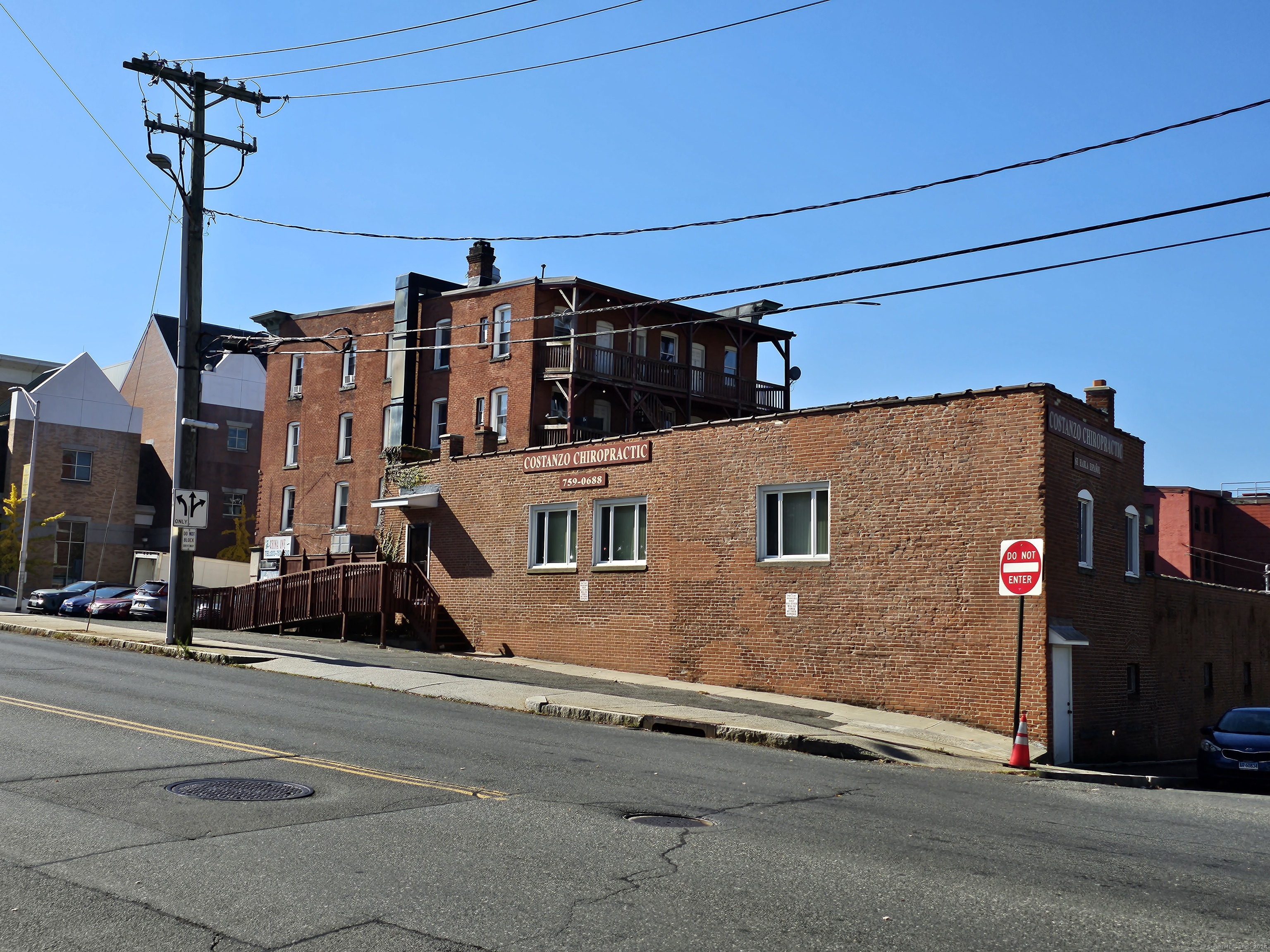 18 Brown Street Waterbury CT 06702