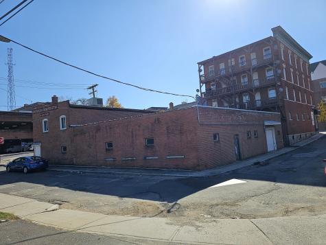 18 Brown Street Waterbury CT 06702