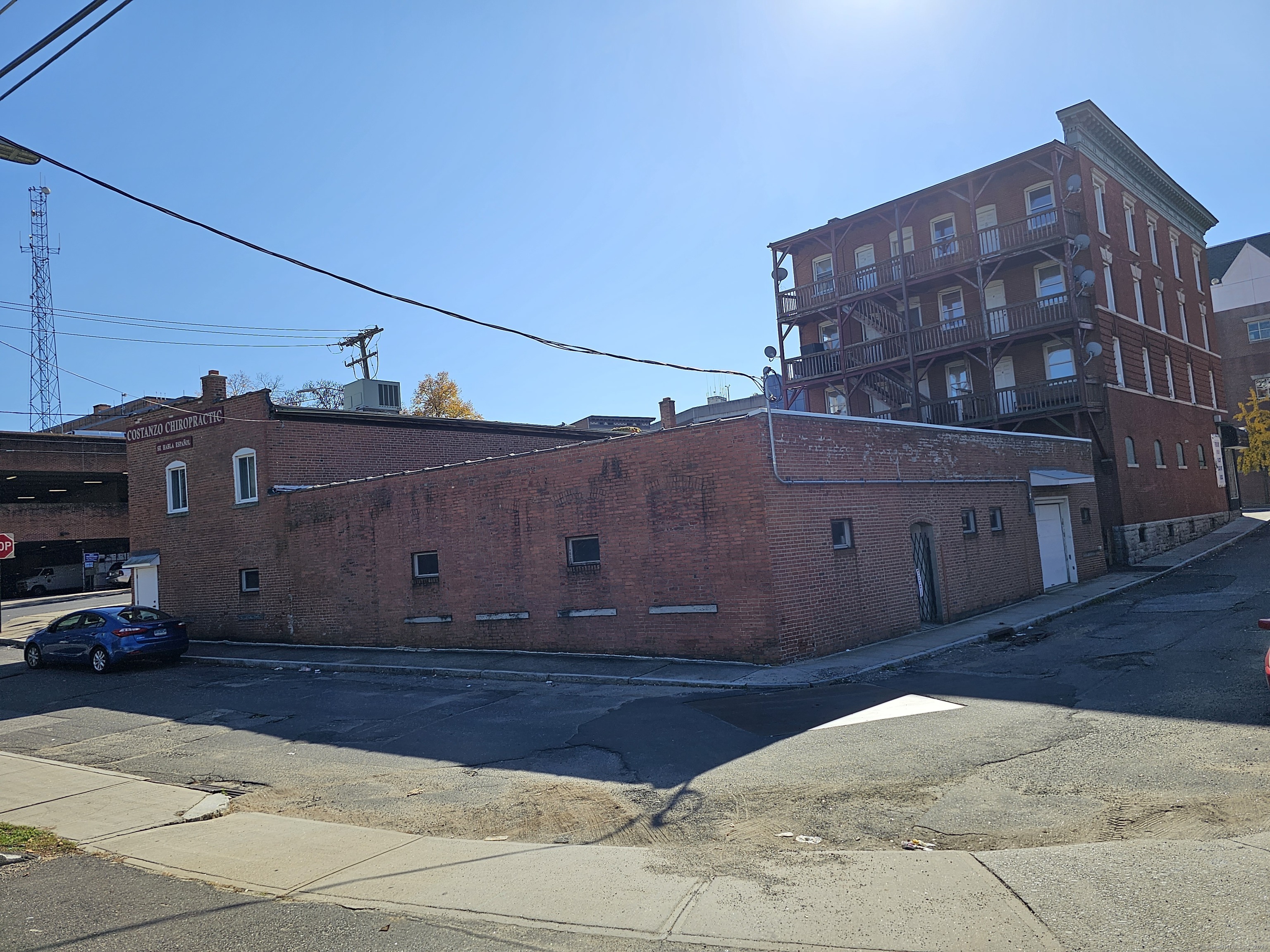 18 Brown Street Waterbury CT 06702