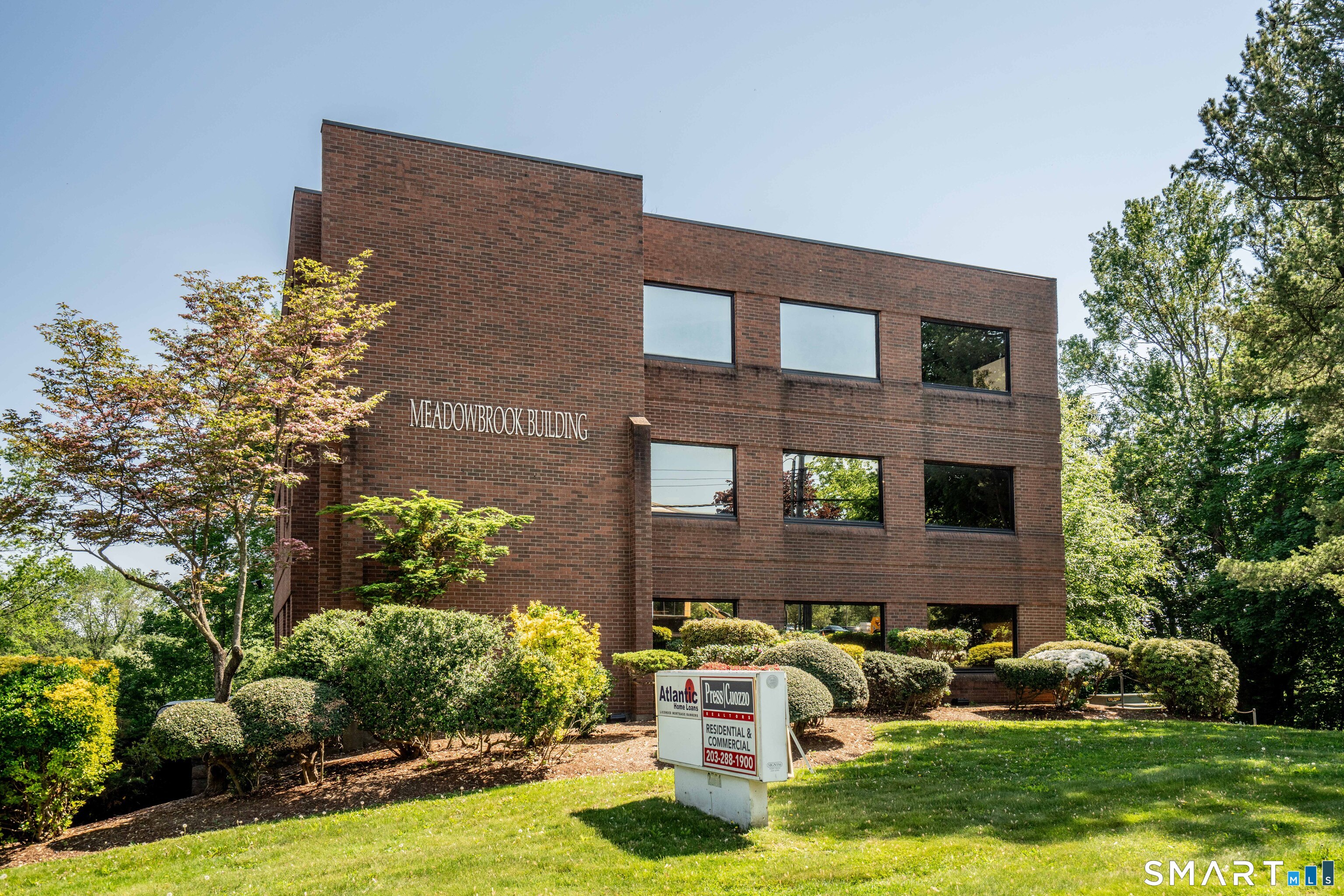 2751 Dixwell Avenue Hamden CT 06518