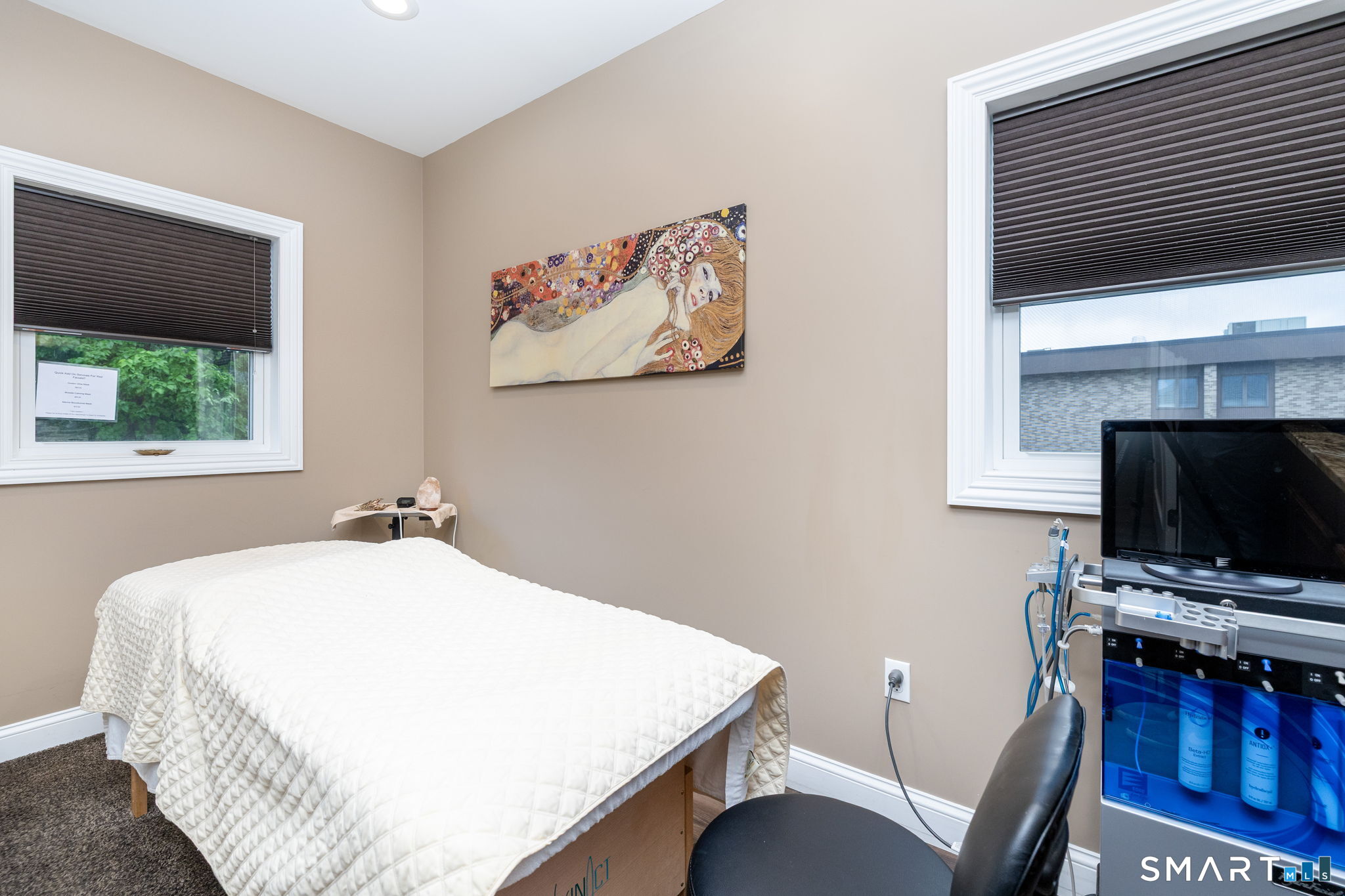 102 East Main Street Plainville CT 06062