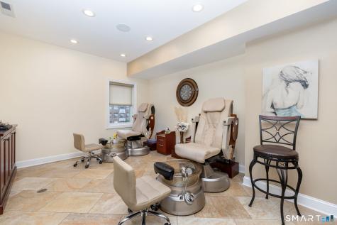 102 East Main Street Plainville CT 06062