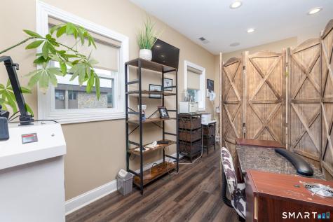 102 East Main Street Plainville CT 06062