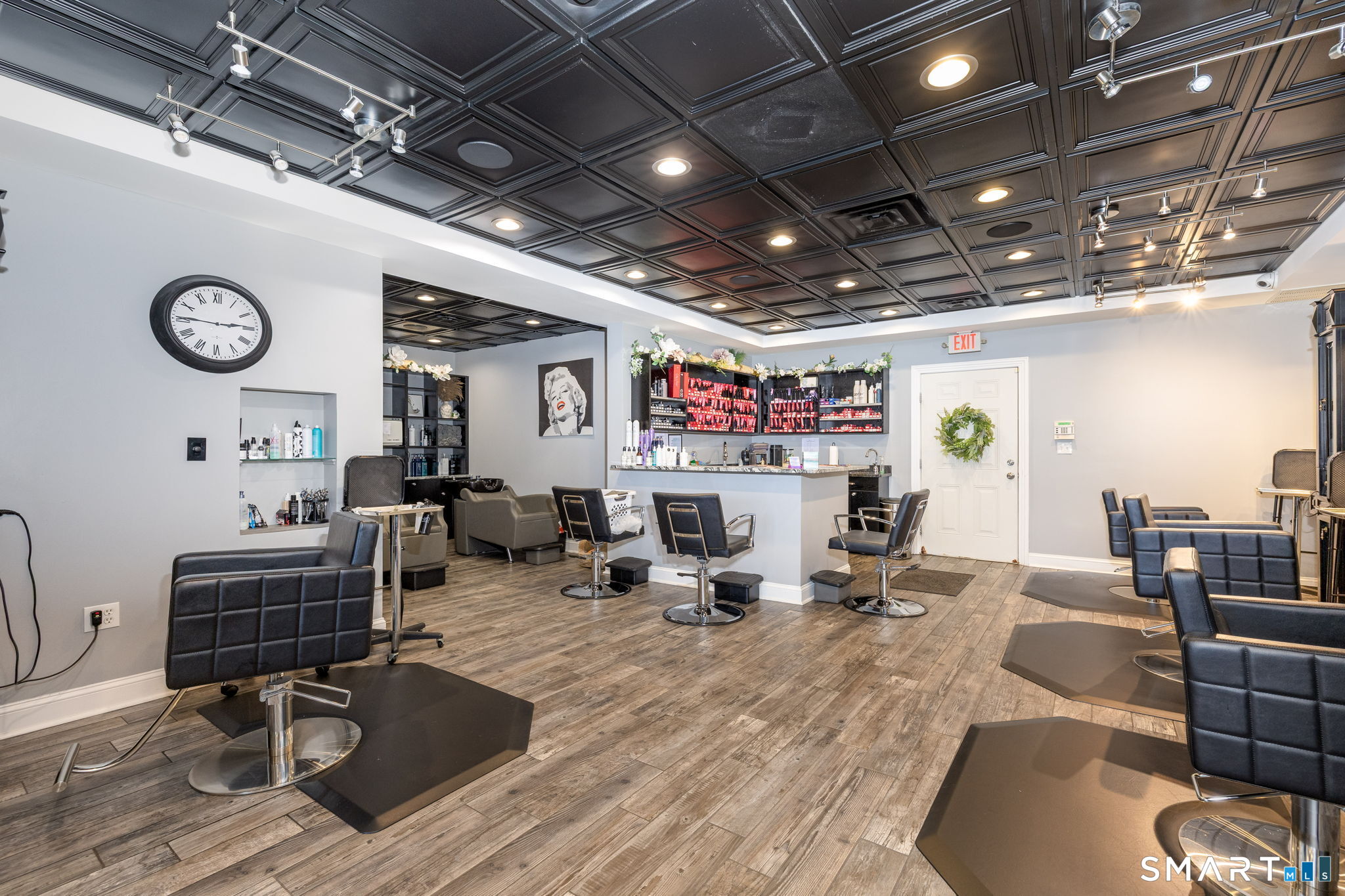 102 East Main Street Plainville CT 06062