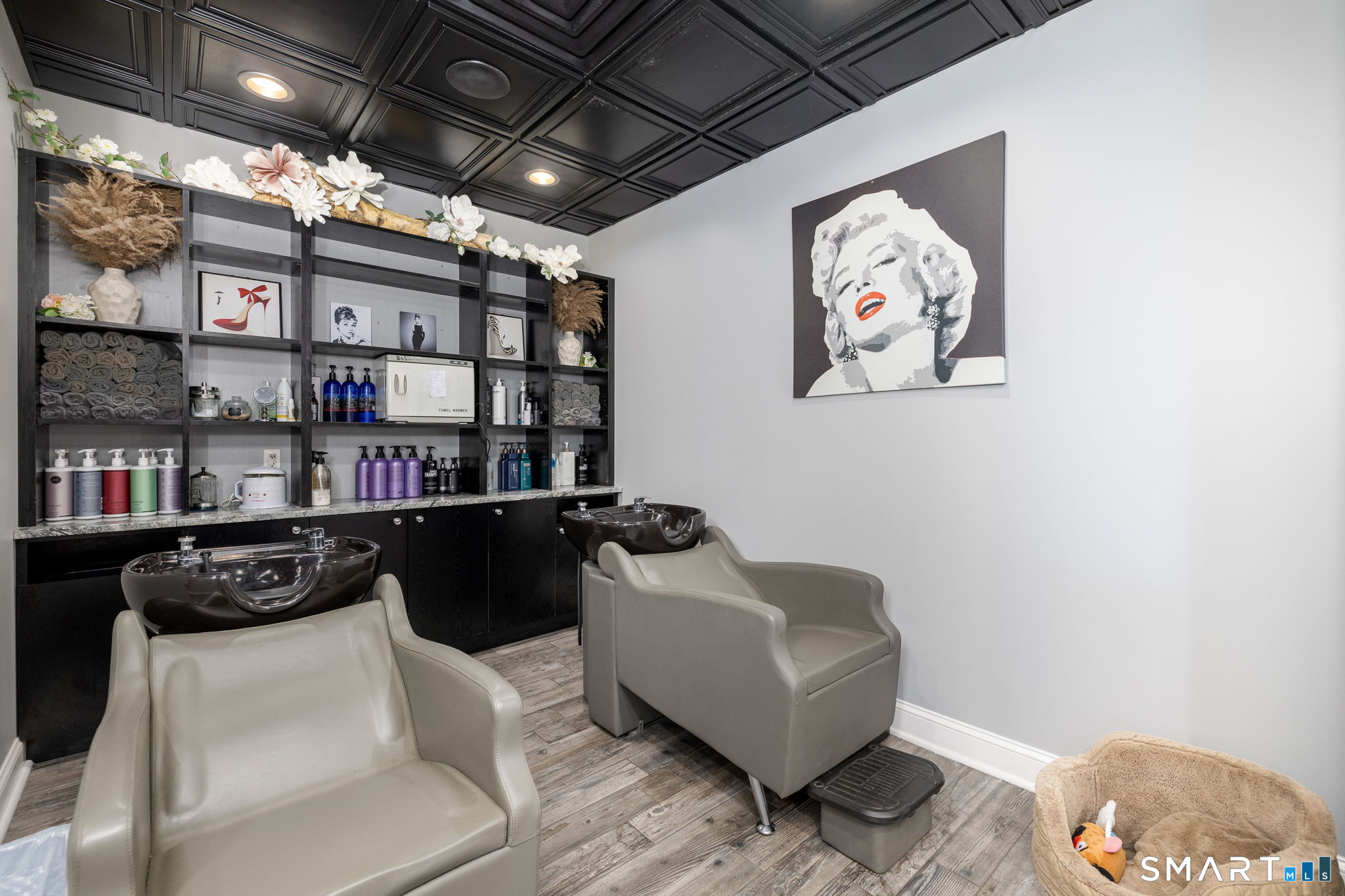 102 East Main Street Plainville CT 06062