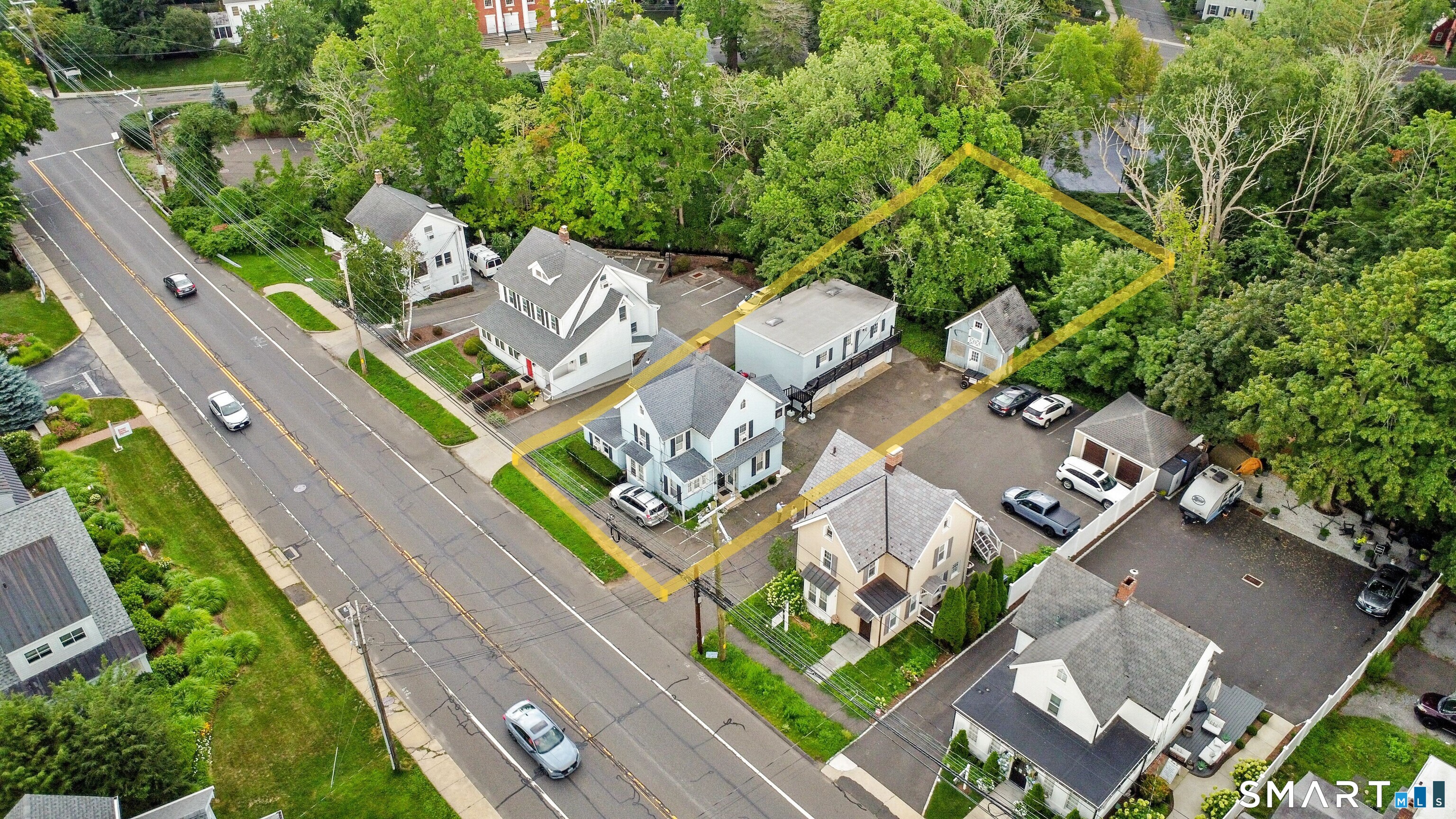 676 Boston Post Road Darien CT 06820