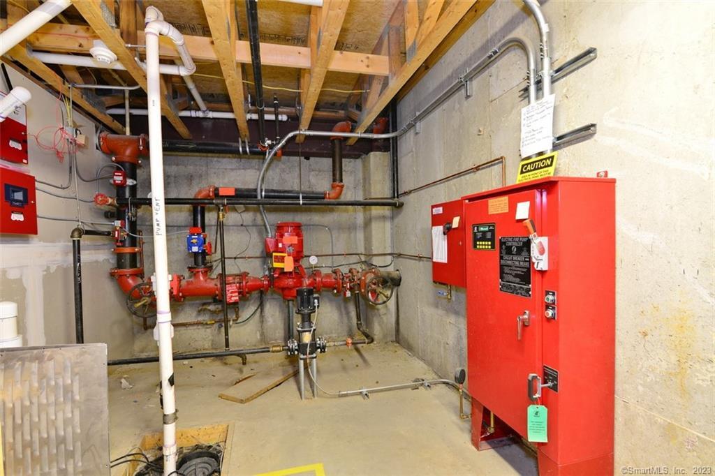 39 Nott Highway Ashford CT 06278