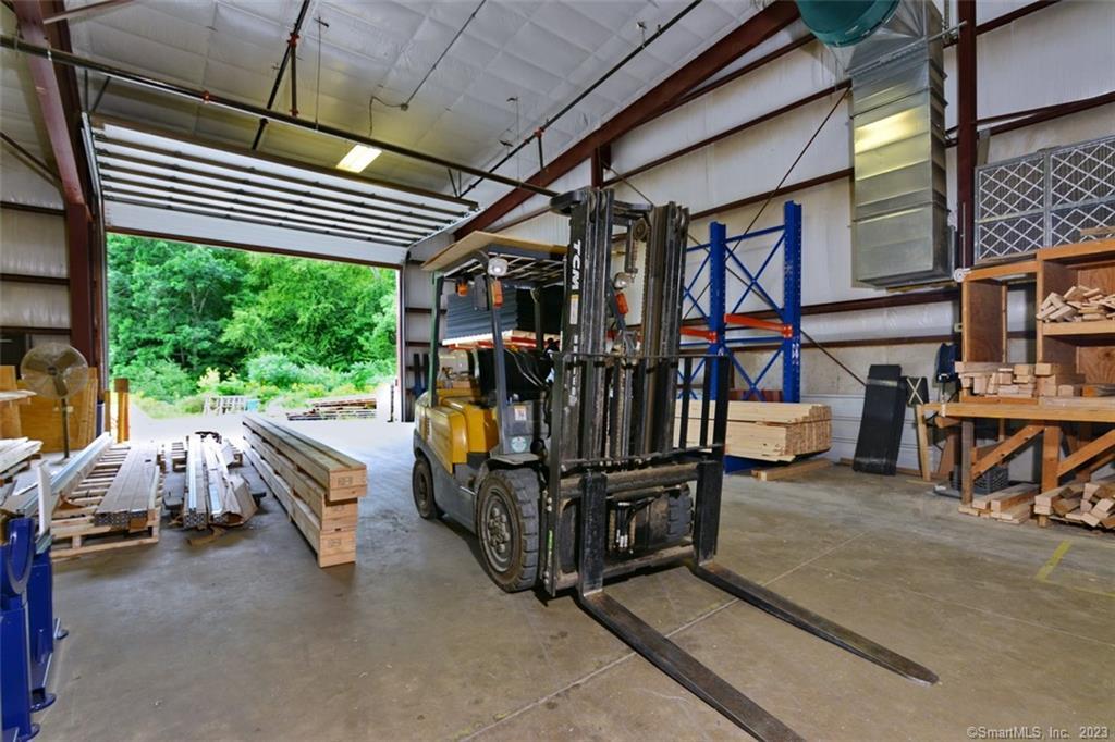 39 Nott Highway Ashford CT 06278