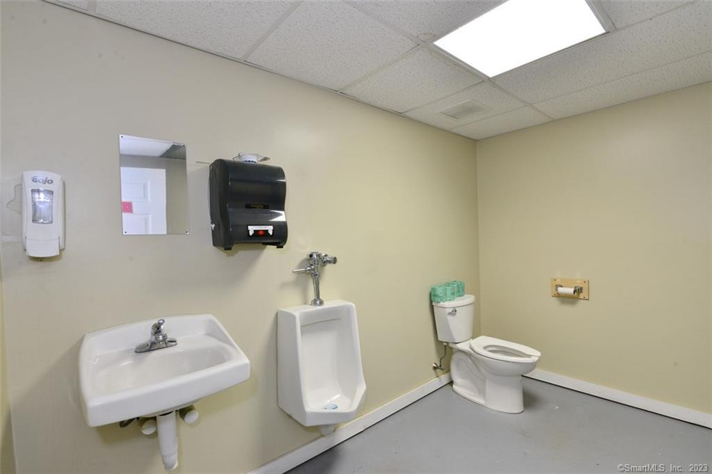 39 Nott Highway Ashford CT 06278