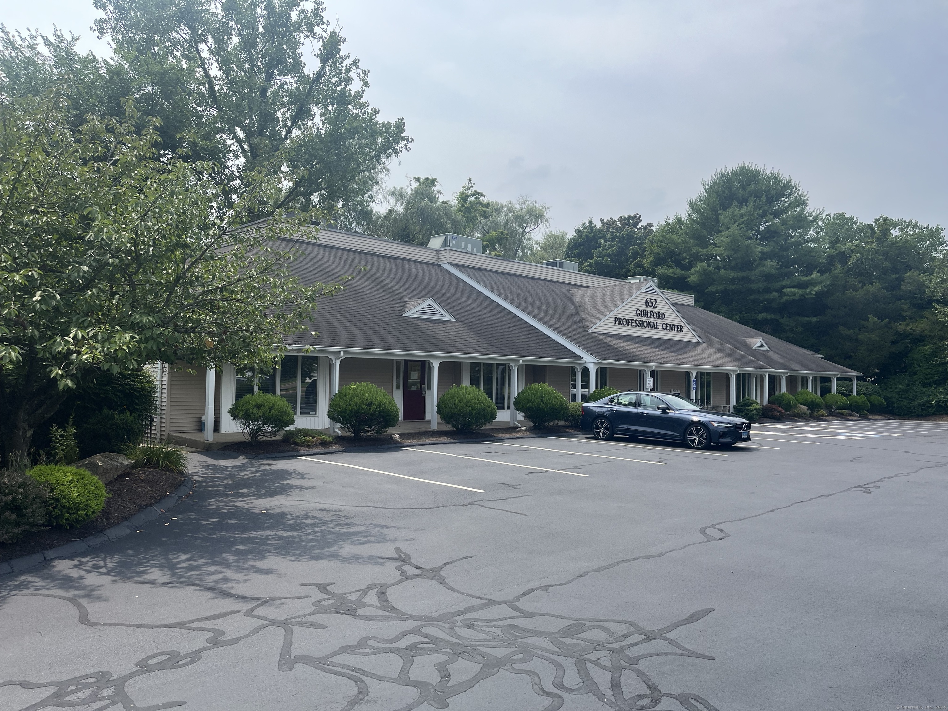 666 Boston Post Road Guilford CT 06437