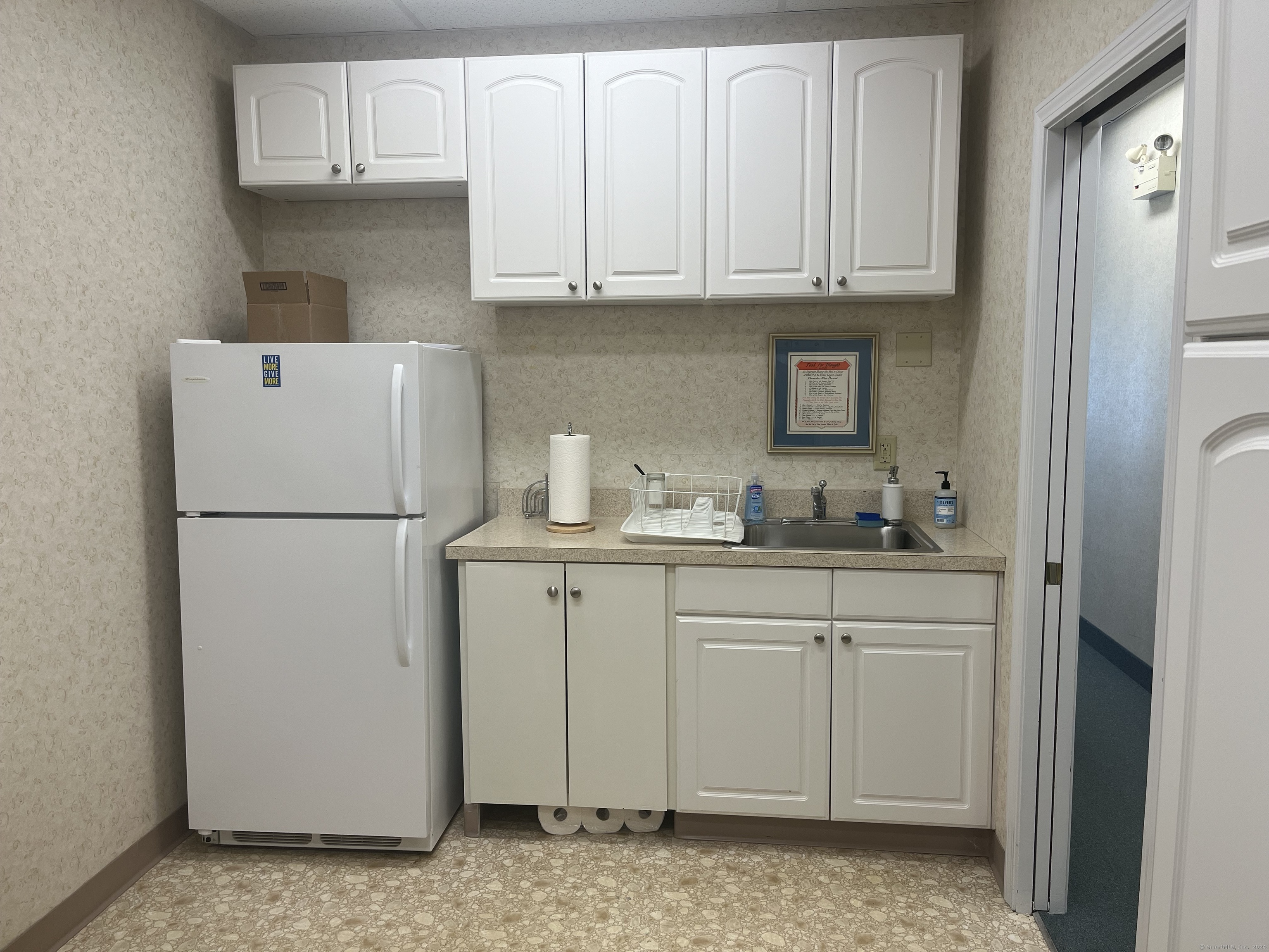 666 Boston Post Road Guilford CT 06437