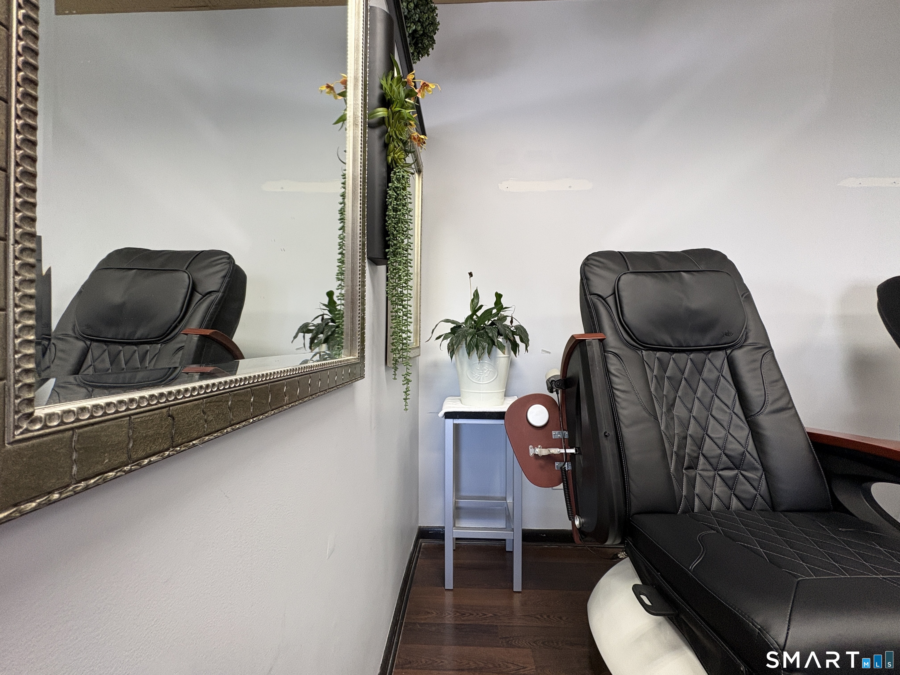 127 Middletown Avenue North Haven CT 06473