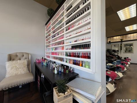 127 Middletown Avenue North Haven CT 06473