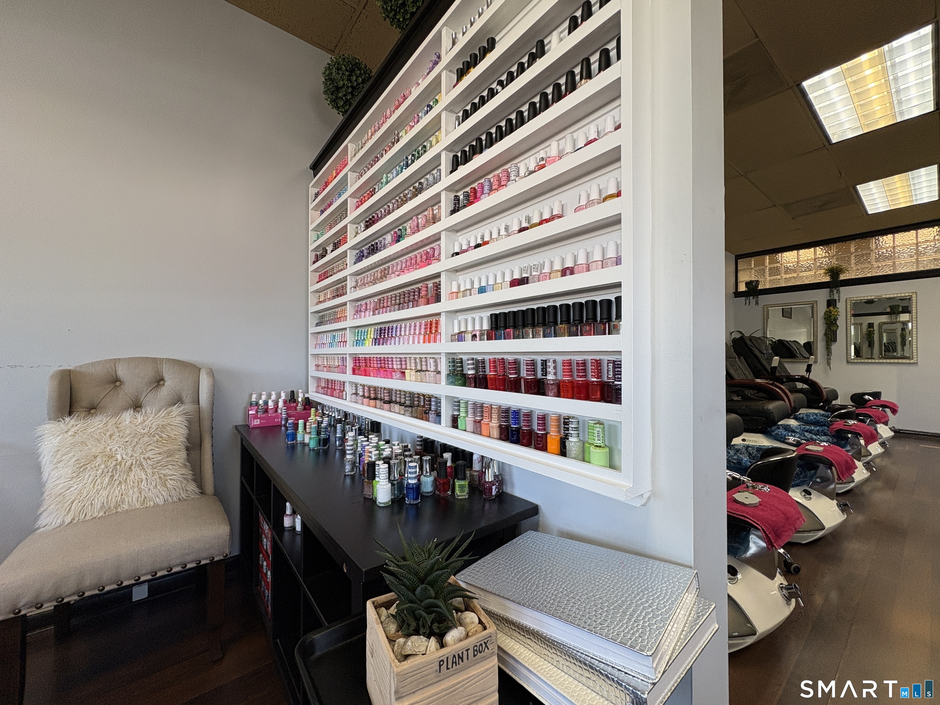 127 Middletown Avenue North Haven CT 06473
