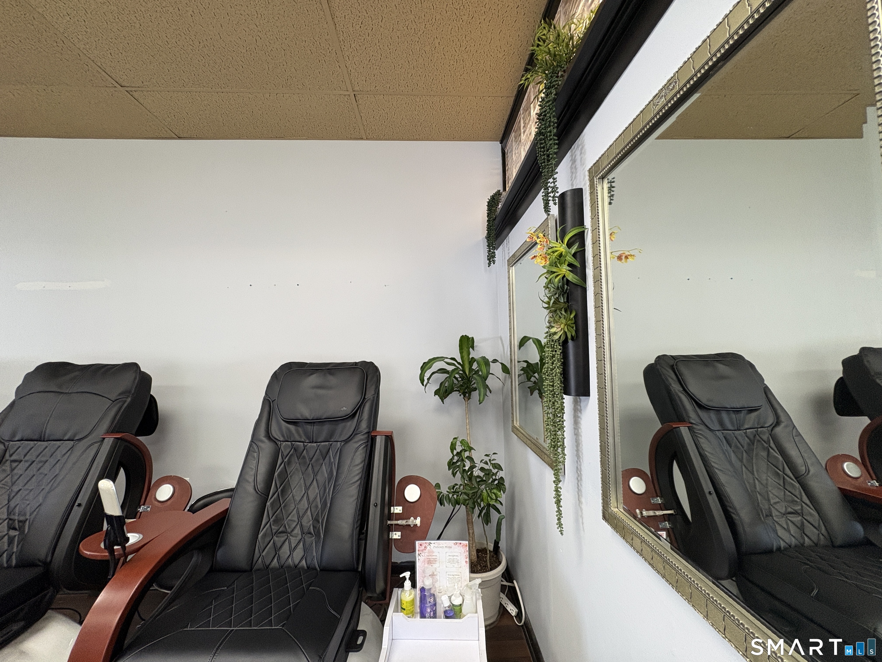 127 Middletown Avenue North Haven CT 06473