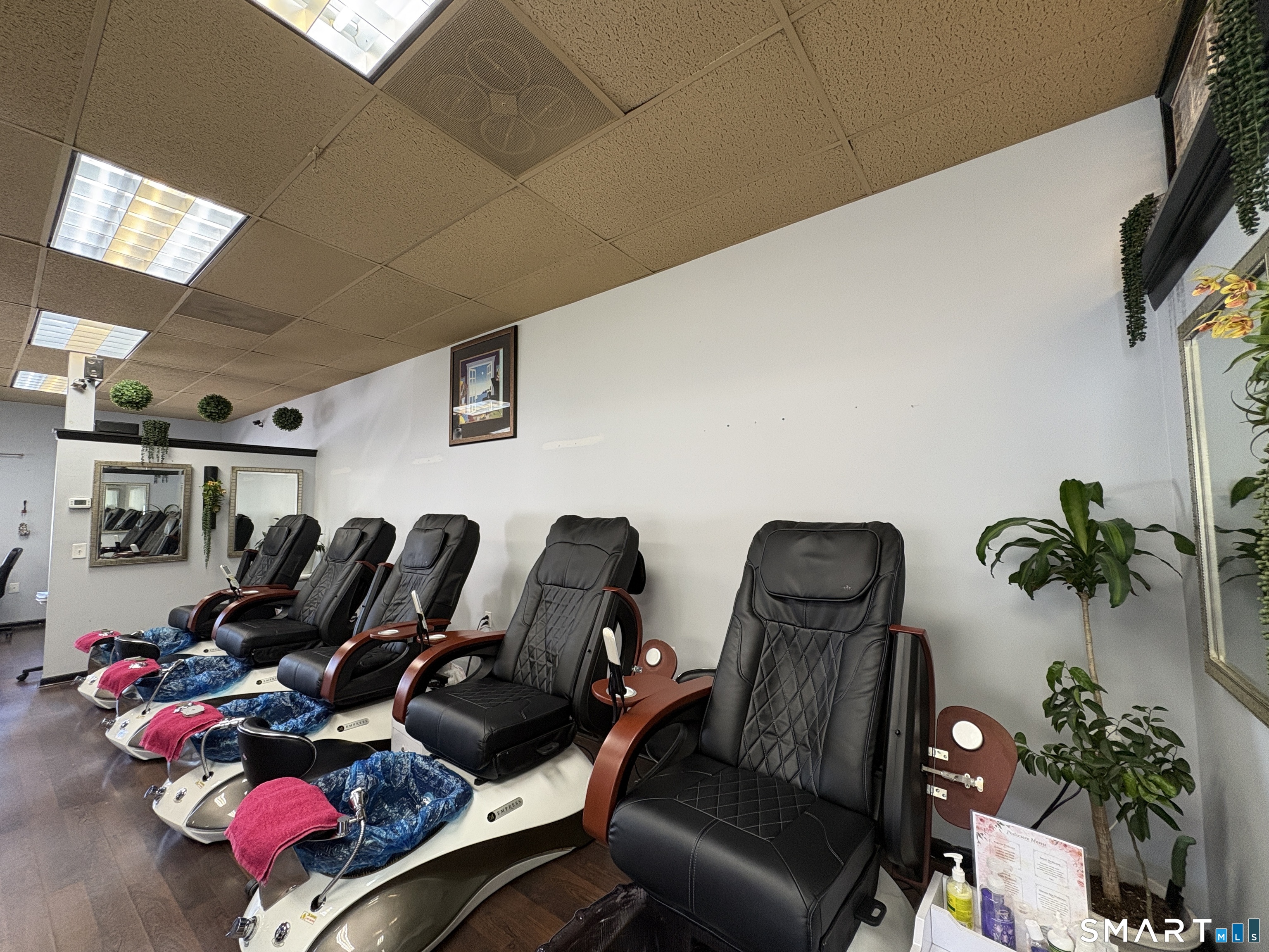 127 Middletown Avenue North Haven CT 06473