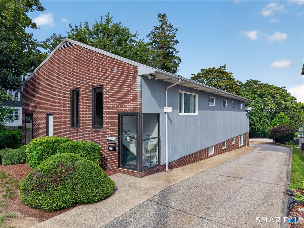 268 Montauk Avenue New London CT 06320