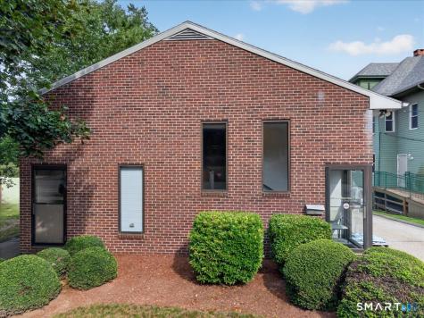 268 Montauk Avenue New London CT 06320