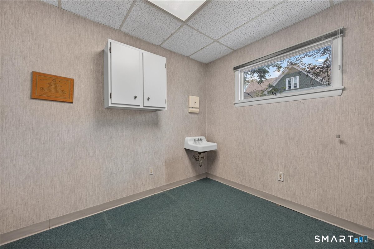 268 Montauk Avenue New London CT 06320