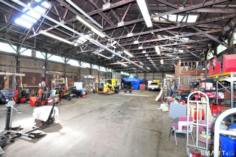 231-235T Dudley Town Road Windsor CT 06095