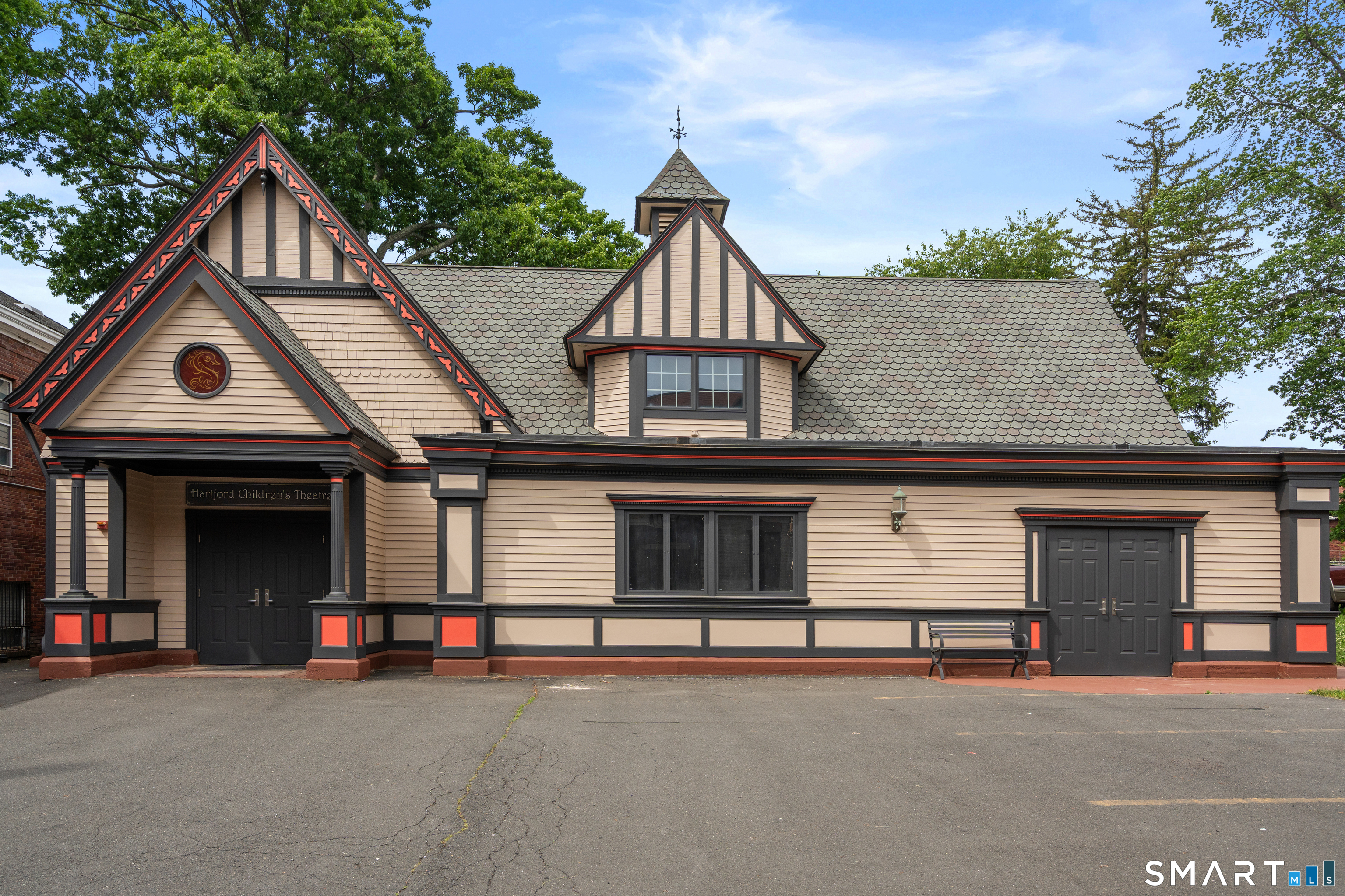 360 Farmington Avenue Hartford CT 06105
