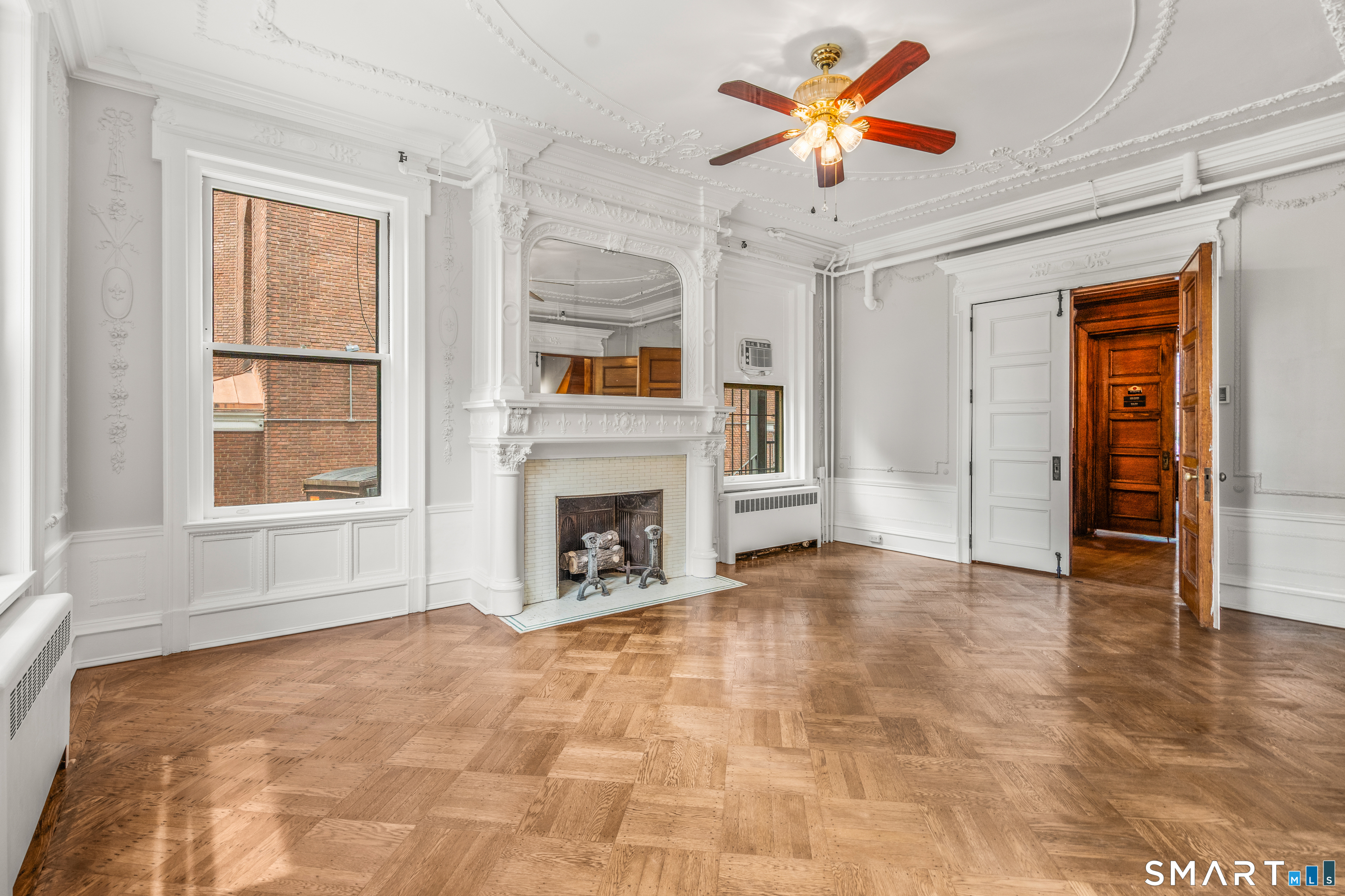 360 Farmington Avenue Hartford CT 06105