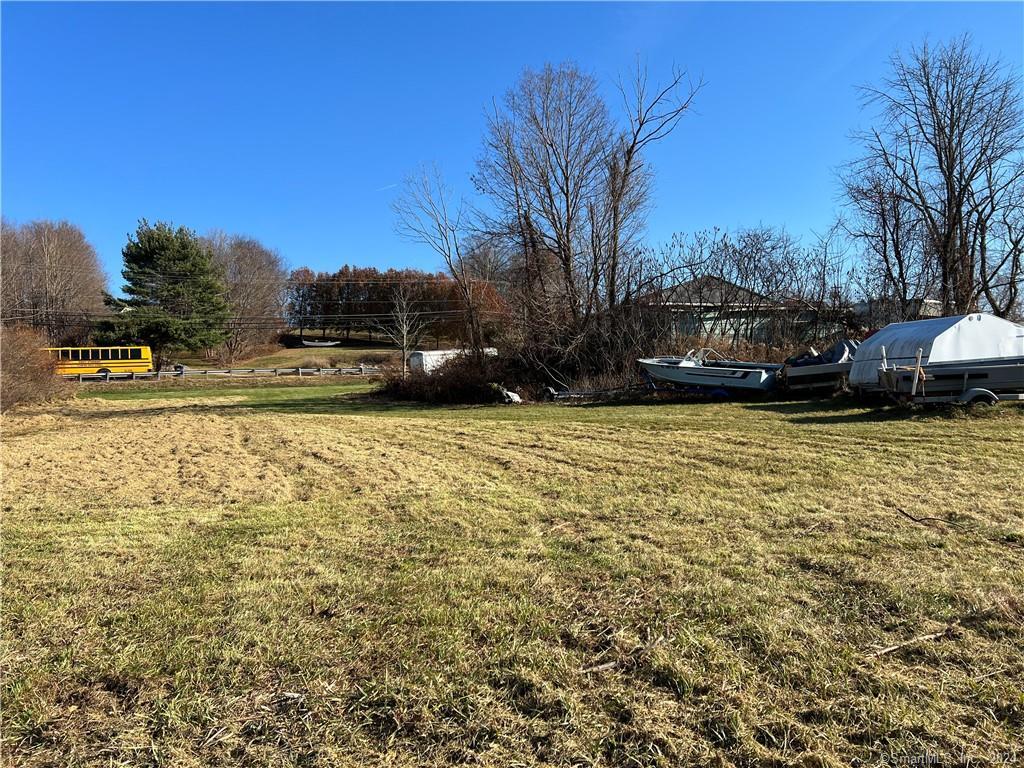 406 Somers Road Ellington CT 06029