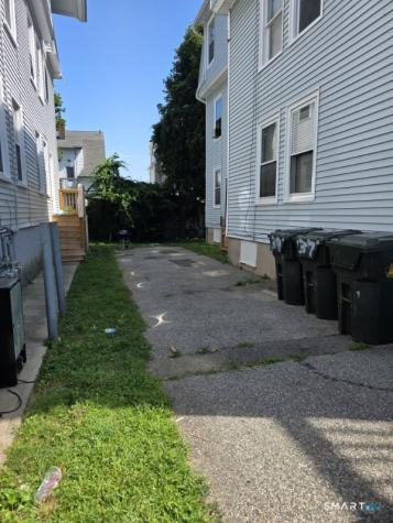 35 Linden Street New London CT 06320