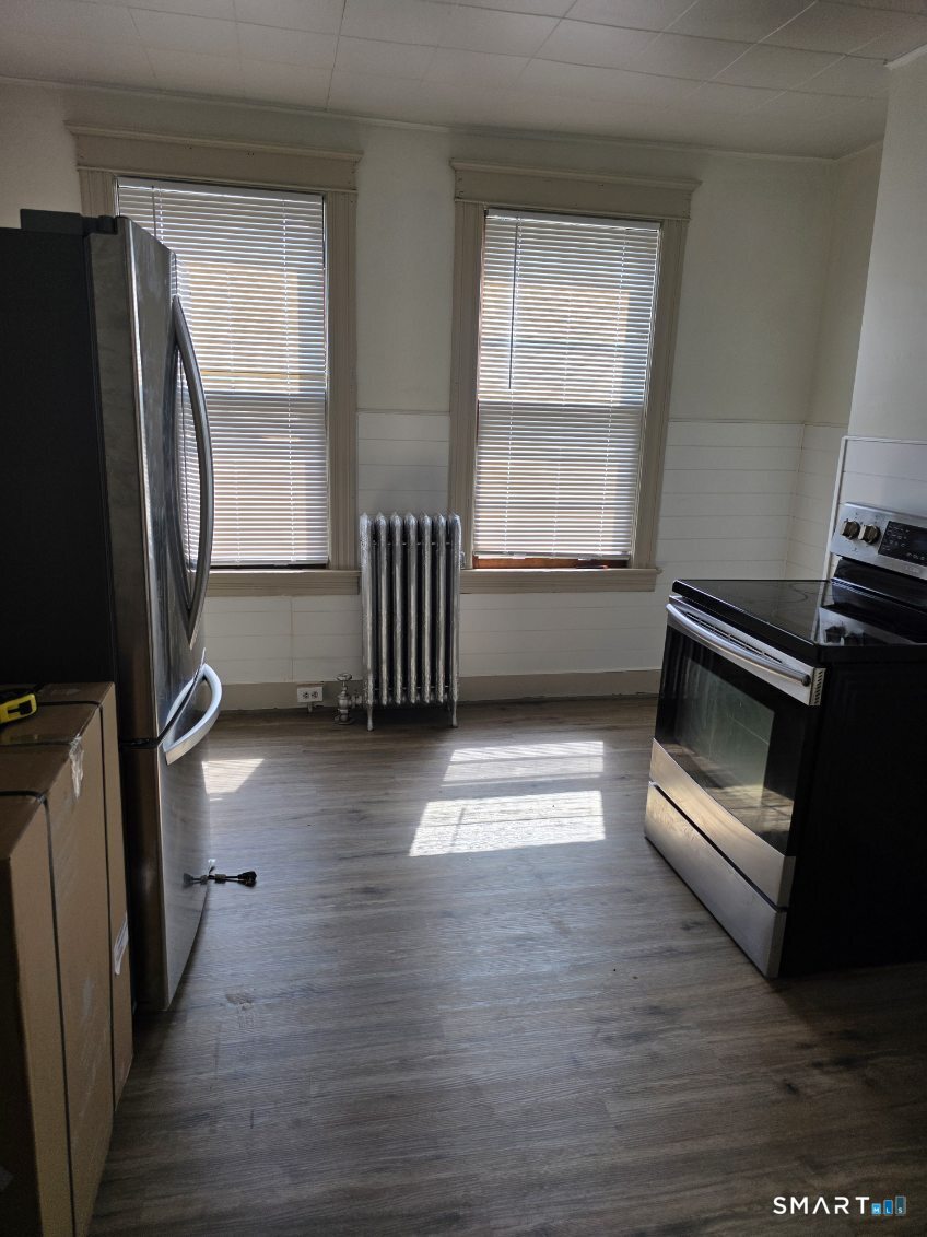 35 Linden Street New London CT 06320