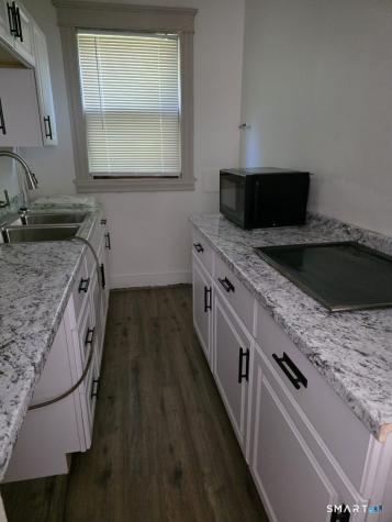 35 Linden Street New London CT 06320