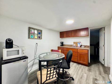 752 Washington Avenue West Haven CT 06516