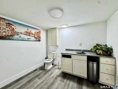752 Washington Avenue West Haven CT 06516
