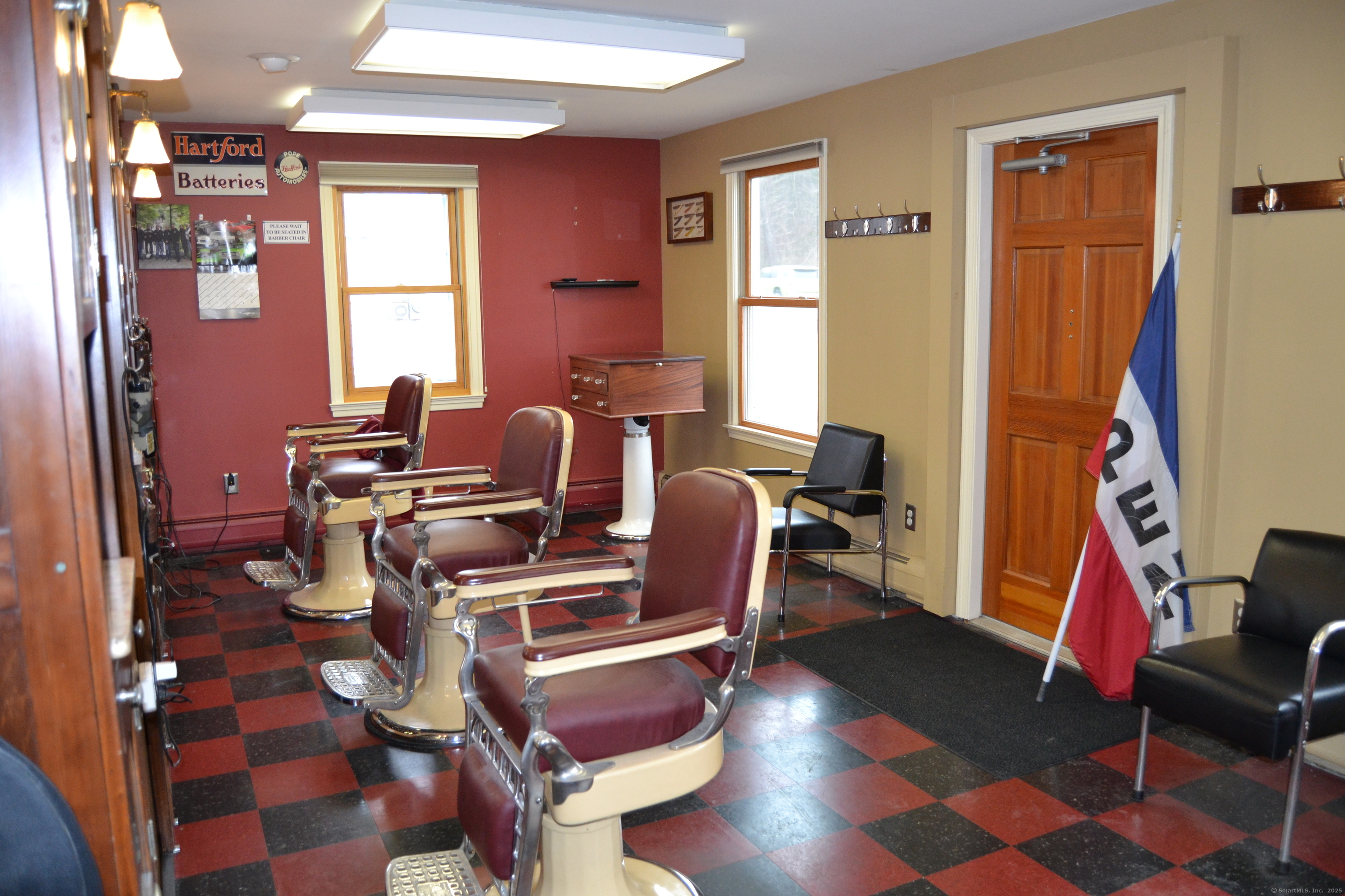 136 Hopmeadow Street Simsbury CT 06089