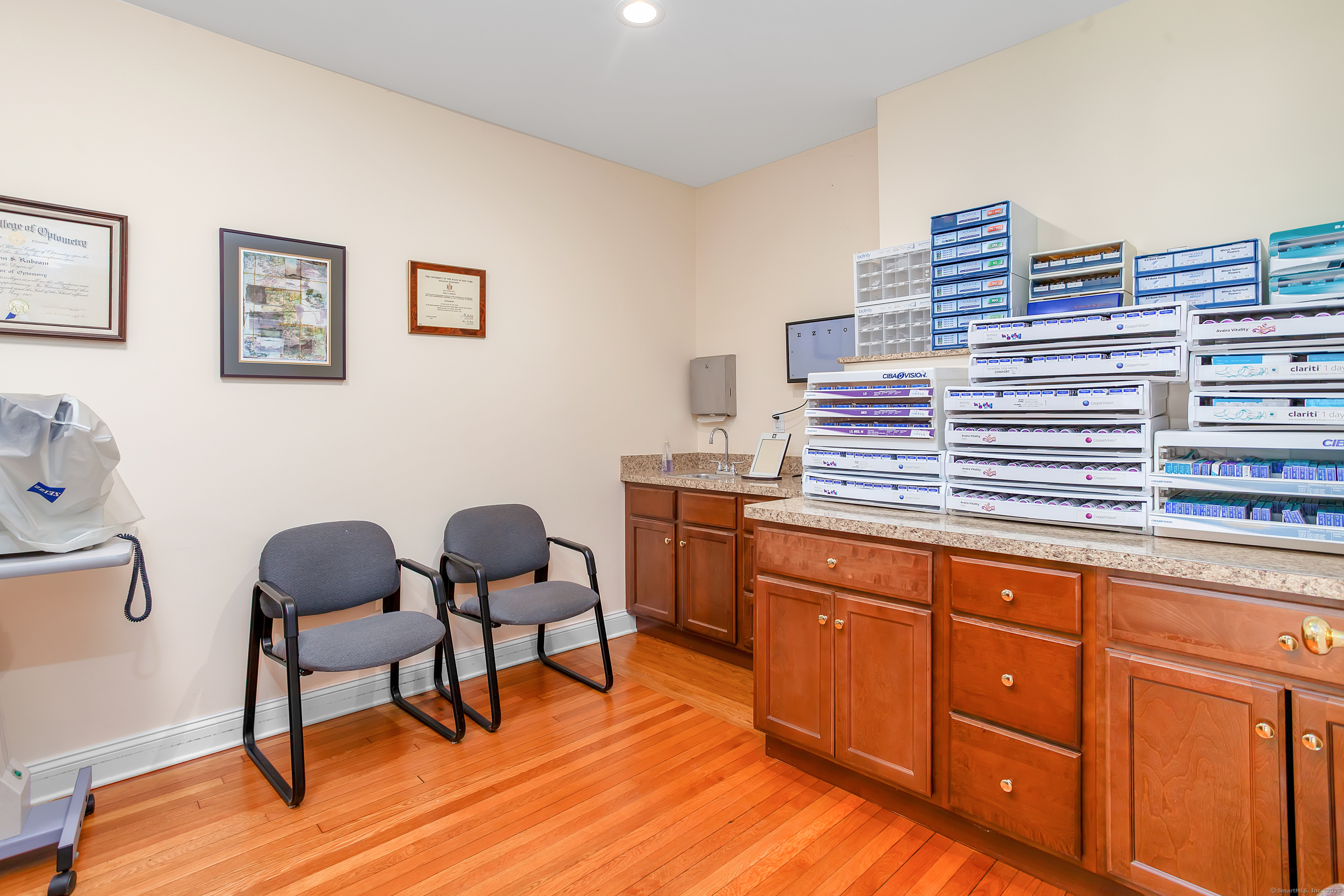 71 Cedar Street Branford CT 06405