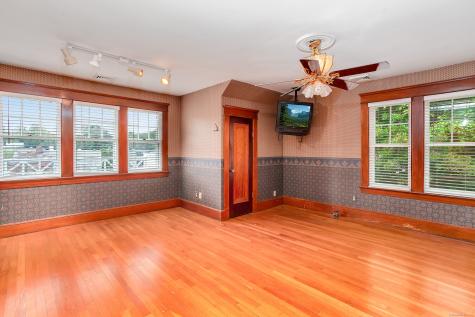 71 Cedar Street Branford CT 06405