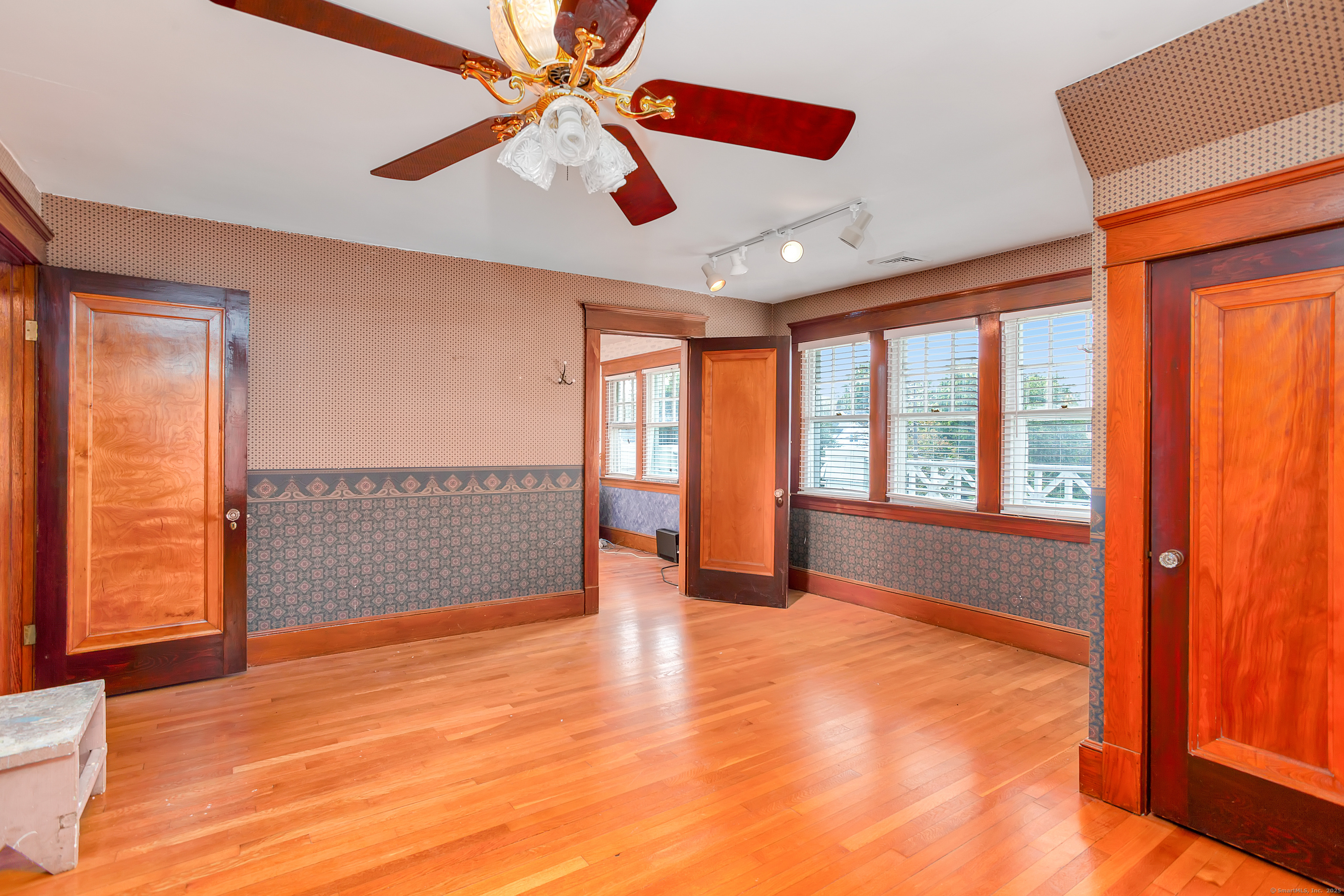 71 Cedar Street Branford CT 06405