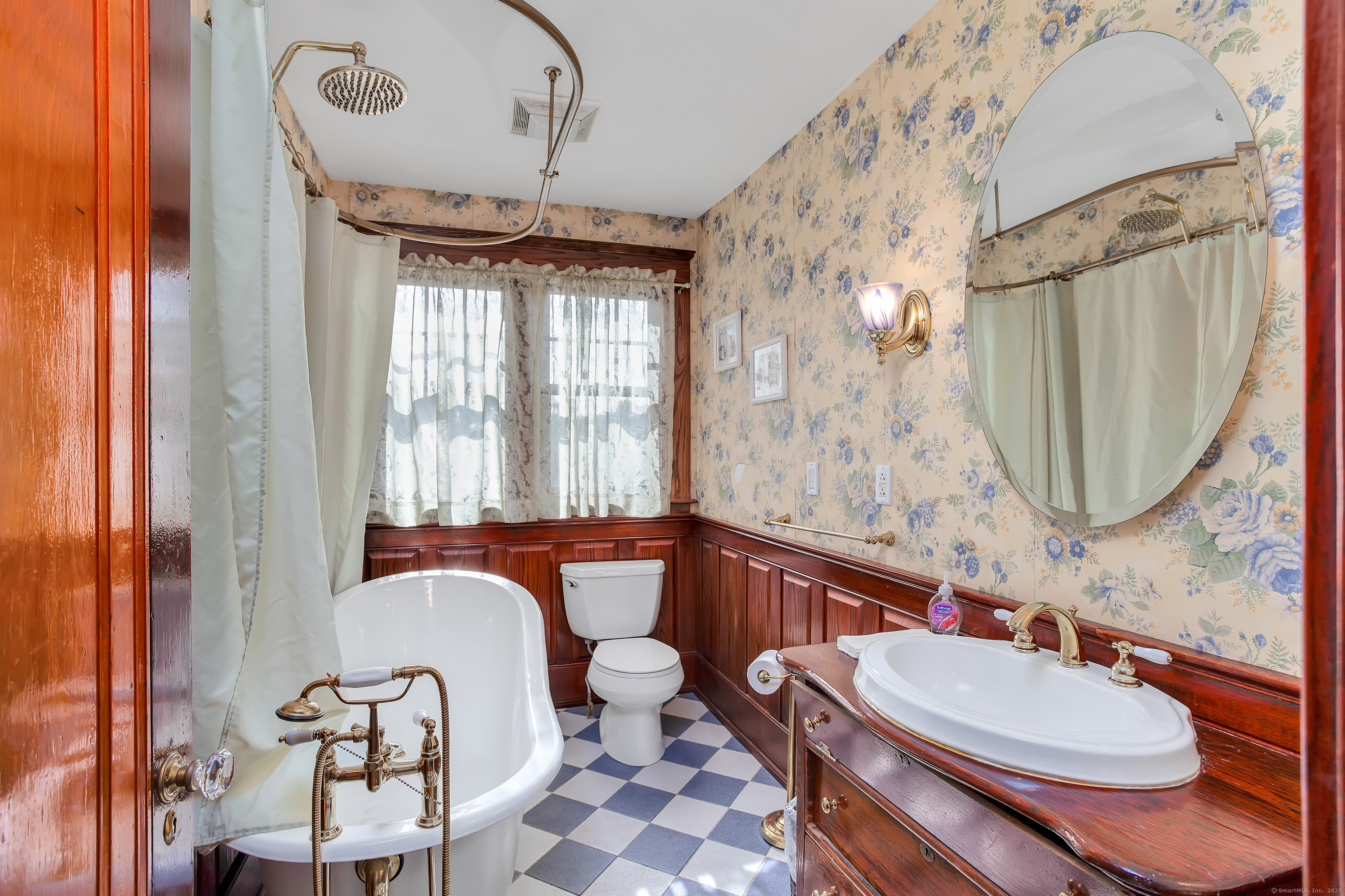 71 Cedar Street Branford CT 06405