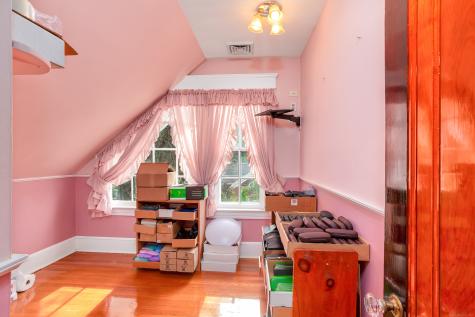 71 Cedar Street Branford CT 06405