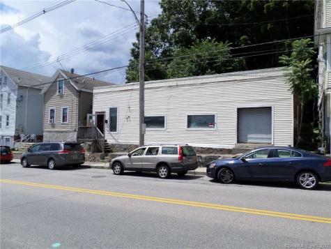18 Central Avenue Norwich CT 06360